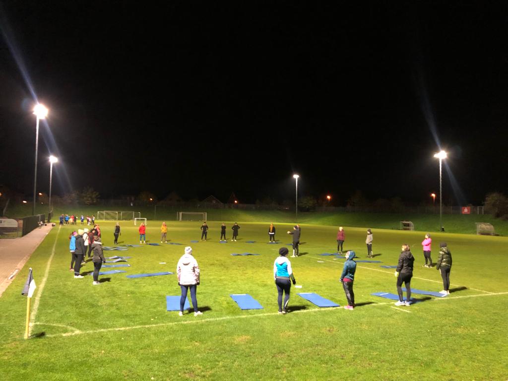 Sport im Gras